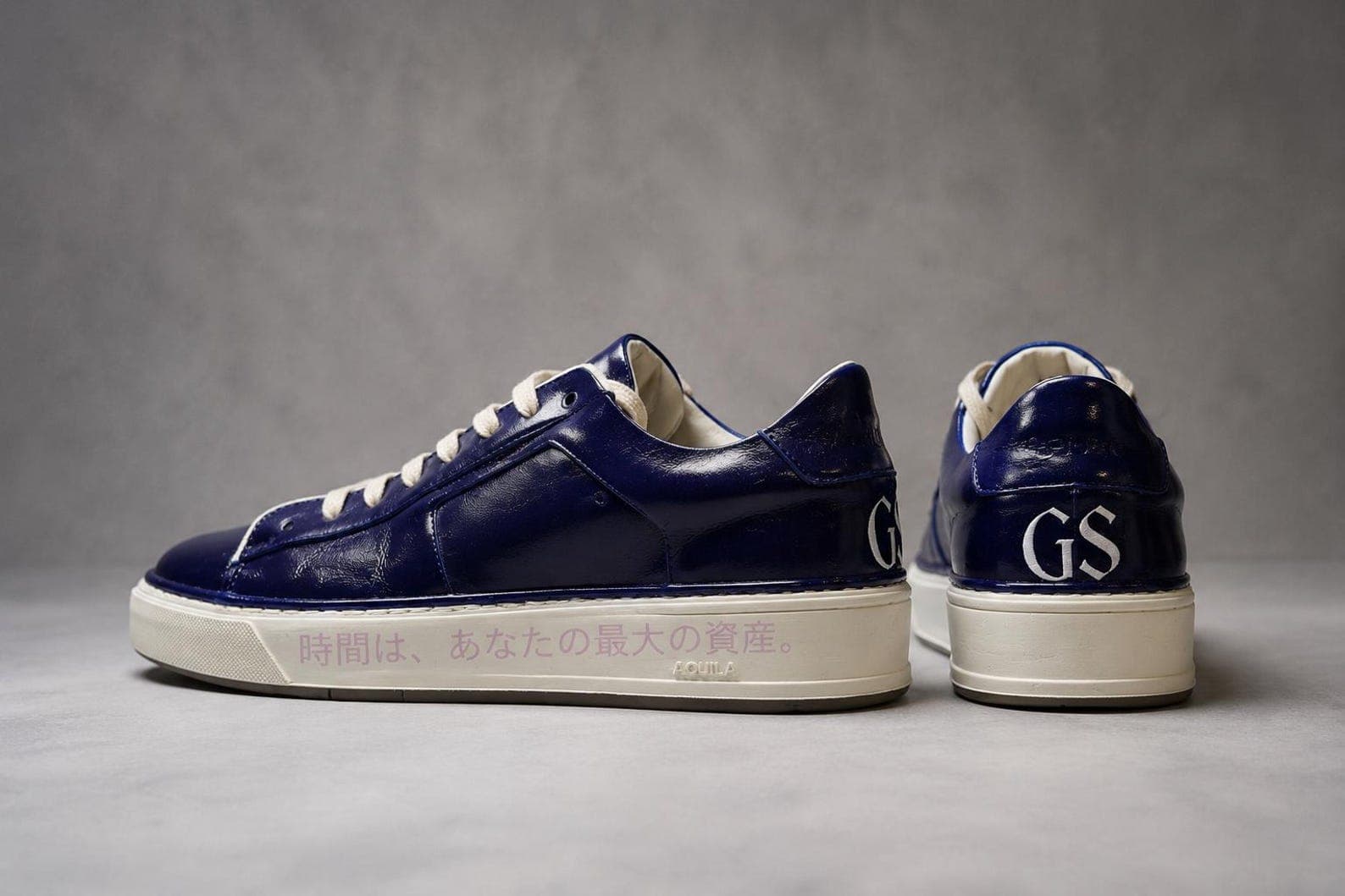 Placeholder on-foot sneaker gallery image 7